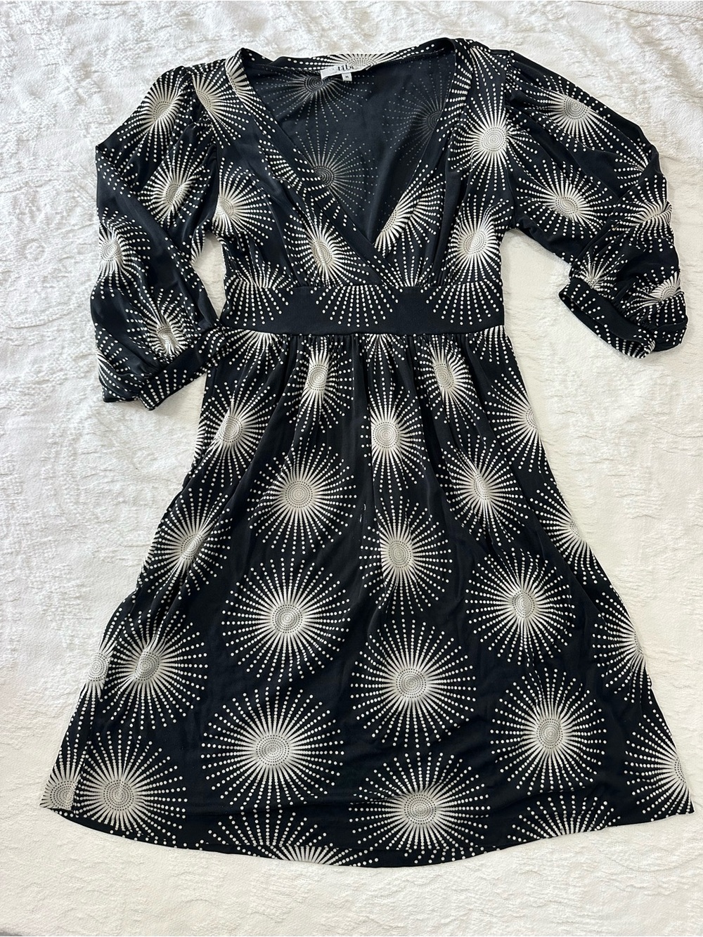 Tibi New York Women's Black Starburst Print V-Neck Dress